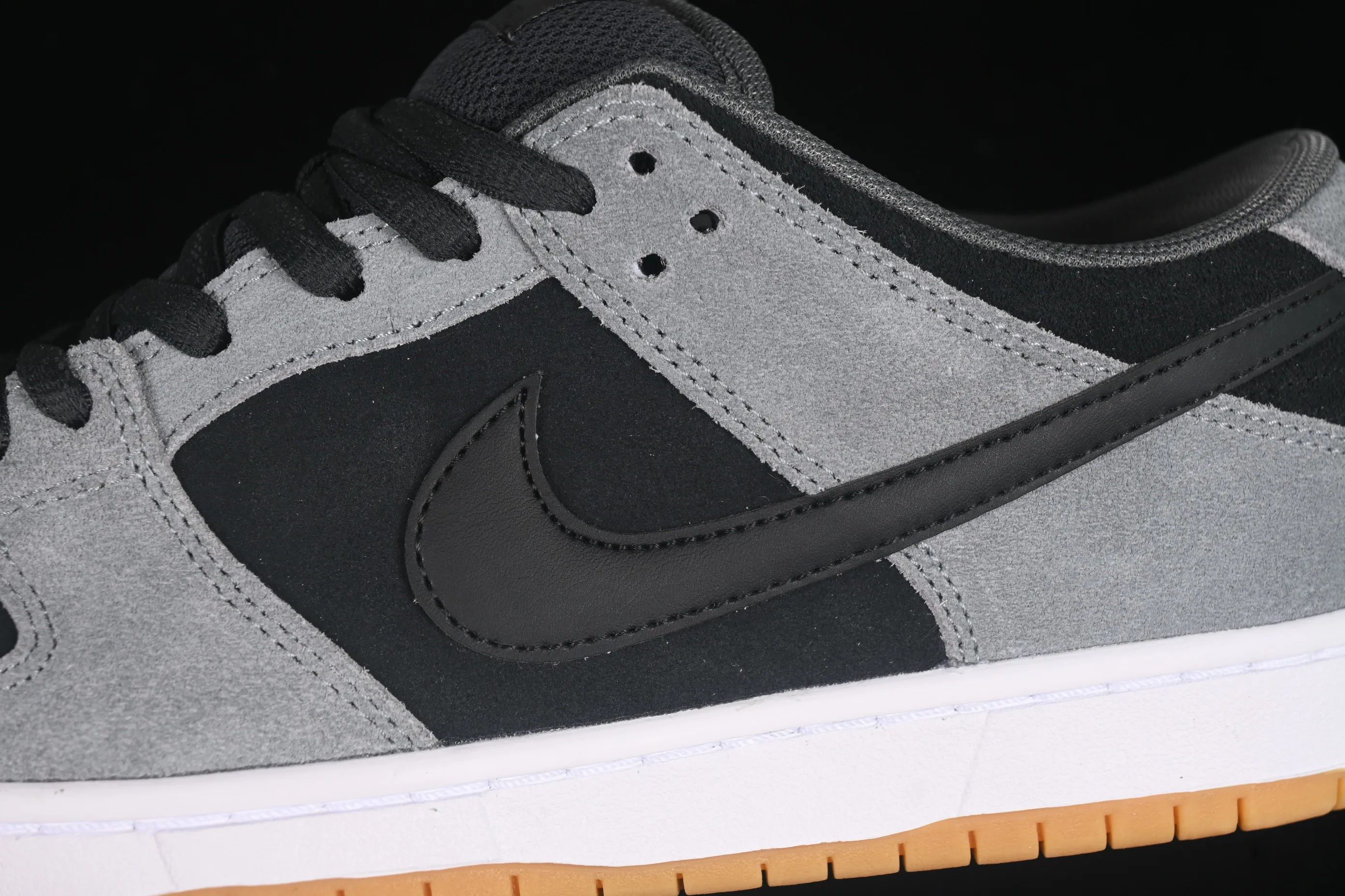 All categories Nk SB Dunk series Nk SB Dunk Low low-top sneakers Nike SB Dunk Low black gray low-top casual sneakers HF3063-001